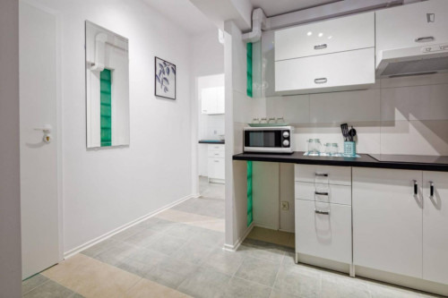 Pleasant single bedroom near University of Social Sciences and Humanities