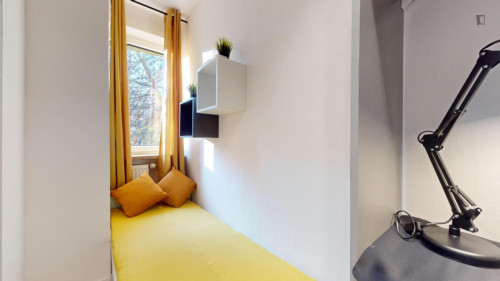 Neat single bedroom near Park Polskich Wynalazców