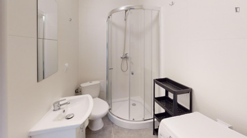 Neat single bedroom near Park Polskich Wynalazców - Gallery - 7
