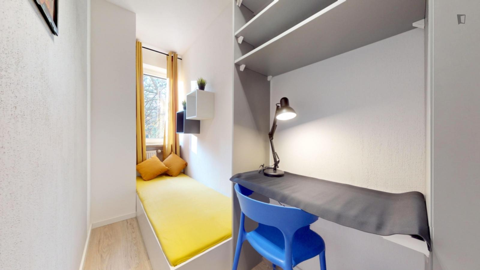 Neat Single Bedroom Near Park Polskich Wynalazców - 1