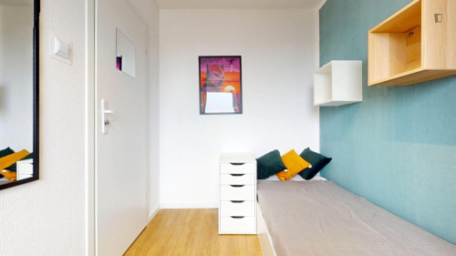 Appealing single bedroom in Górce