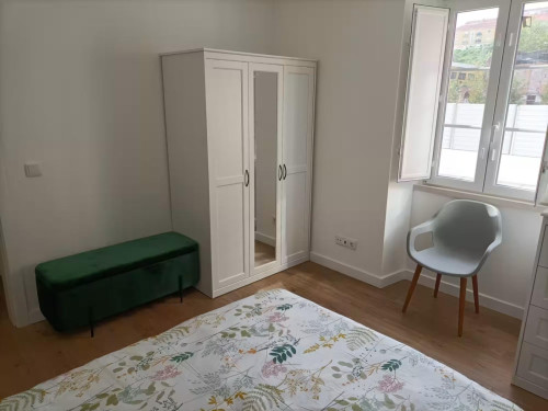 Very comfy 1-bedroom apartment in Xabregas