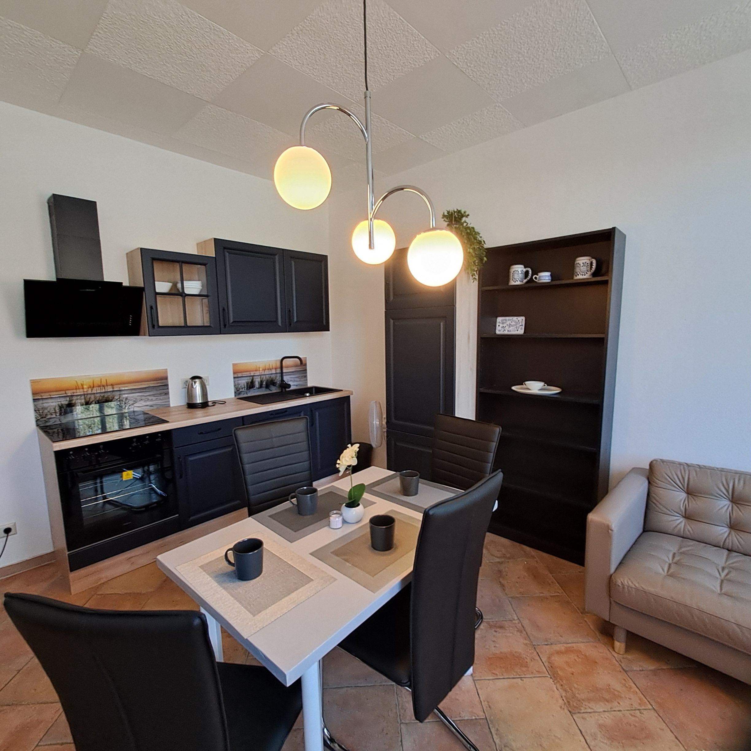  Amazing Central Fully Furnished Apartment In Chemnitz  -  Amazing central fully furnished apartment in Chemnitz  - Gallery -  7