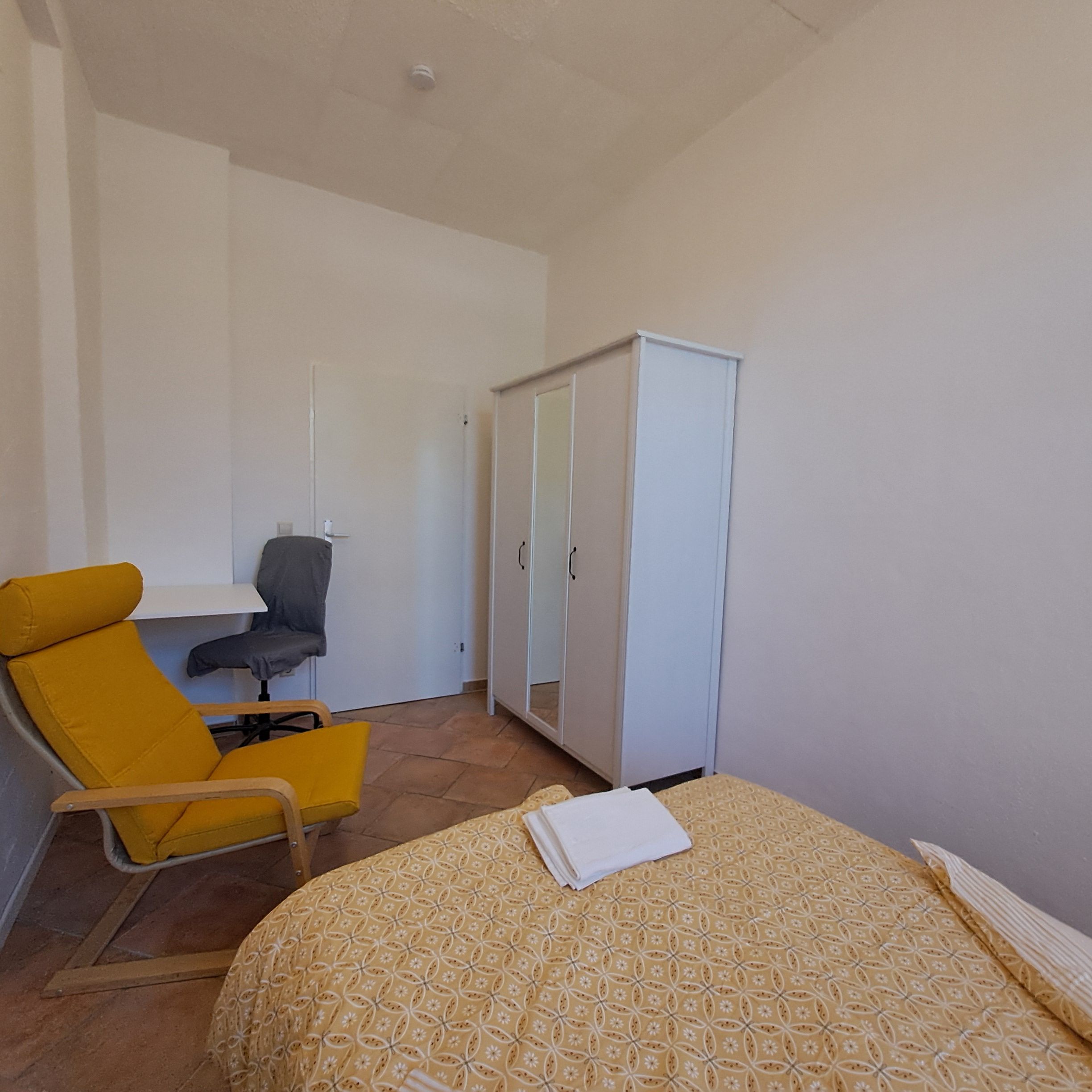 Amazing Central Fully Furnished Apartment In Chemnitz  -  Amazing central fully furnished apartment in Chemnitz  - Gallery -  15