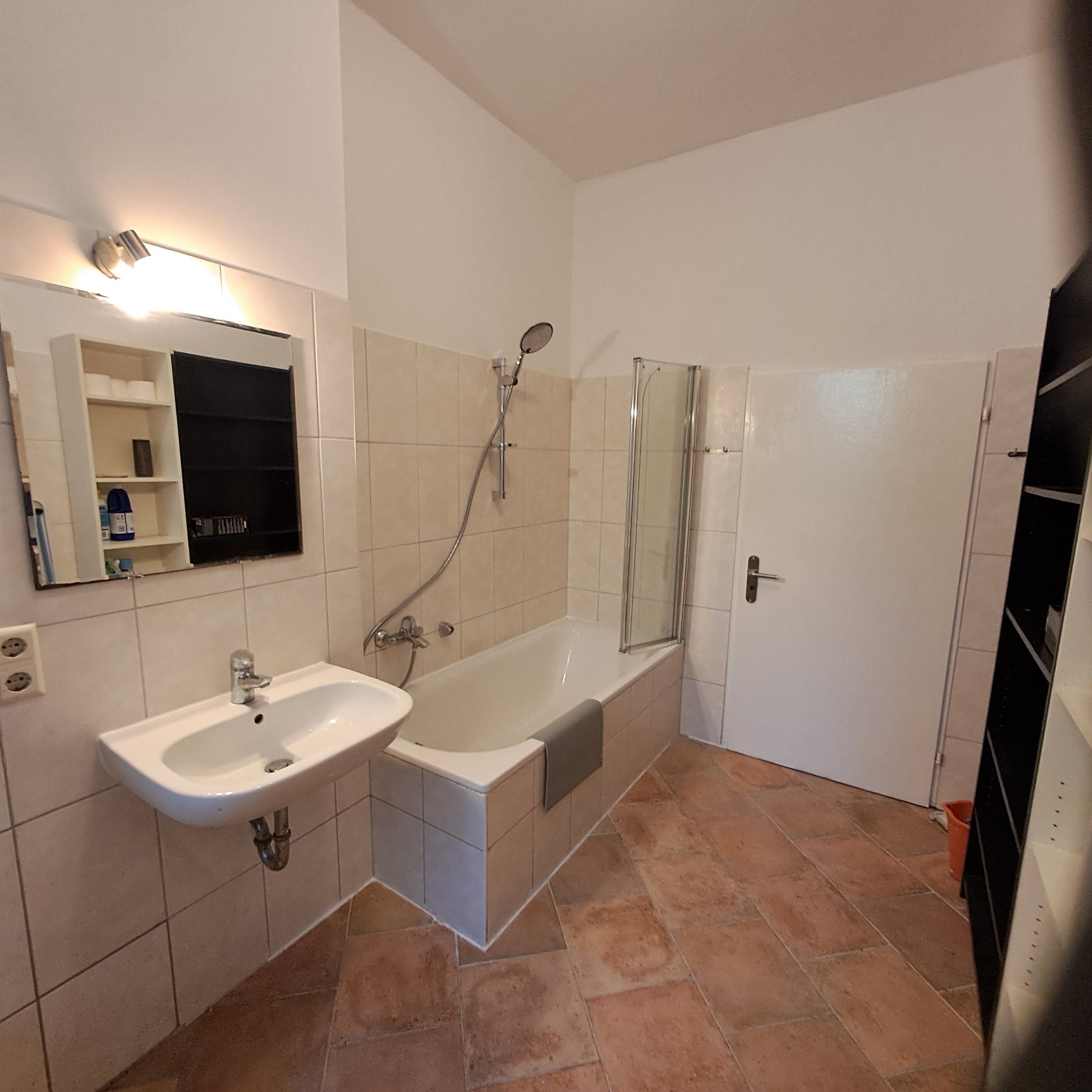  Amazing Central Fully Furnished Apartment In Chemnitz  -  Amazing central fully furnished apartment in Chemnitz  - Gallery -  4