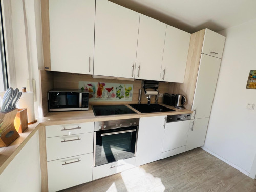 Stylish 2-Room Apartment with Balcony, Garage and Full Furnishing in Central Nuremberg – Ready to Move In - Gallery - 31