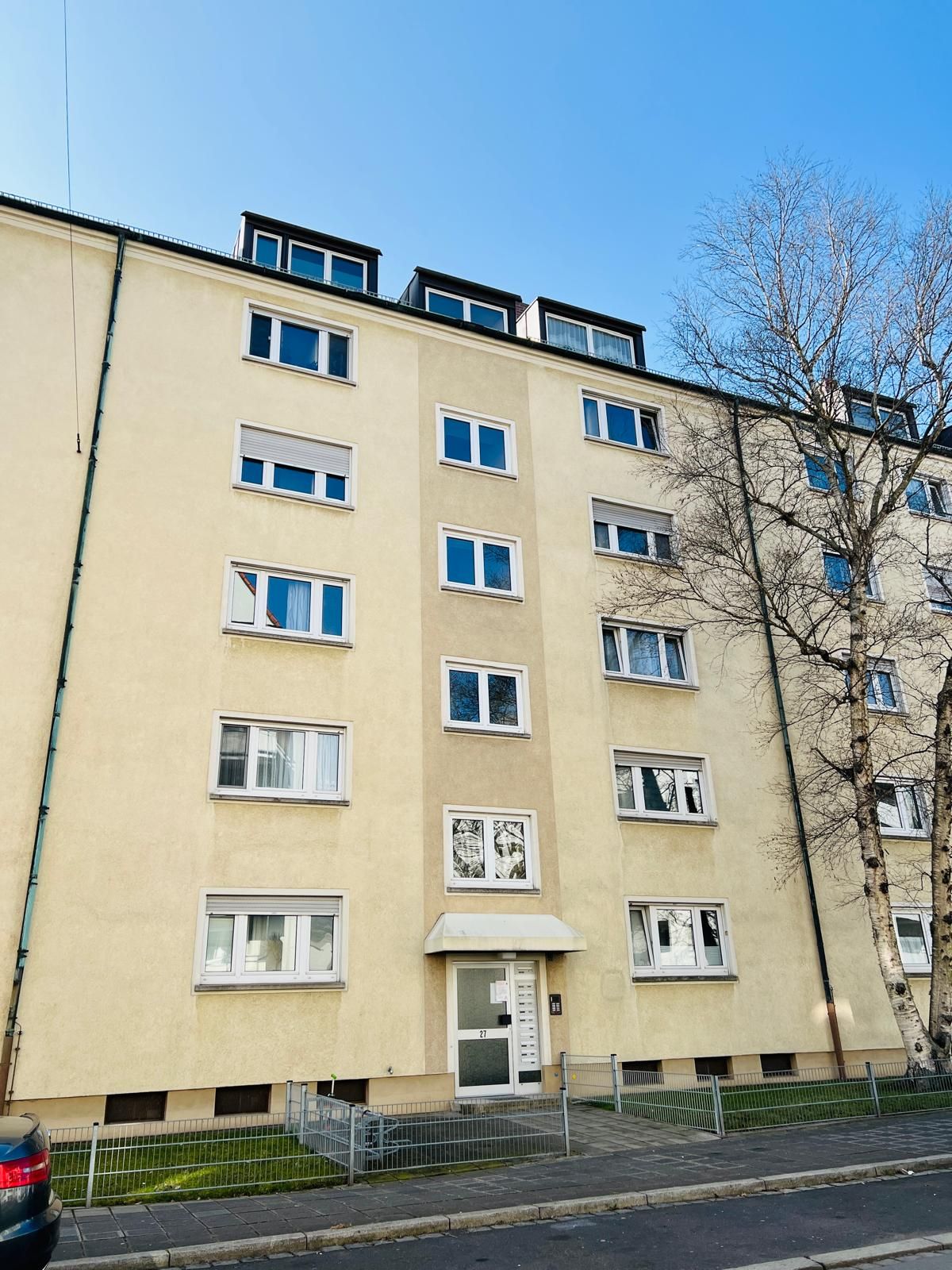 Stylish 2-Room Apartment With Balcony, Garage And Full Furnishing In Central Nuremberg – Ready To Mo - 37