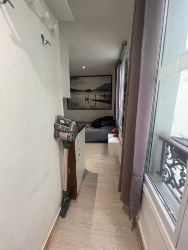 Studio in Paris 2e - Popular area, Near Metro and Shops