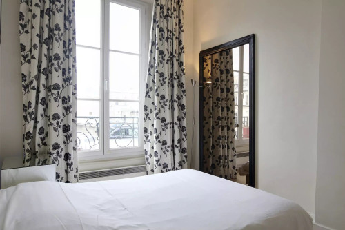 Two rooms in Montorgueil