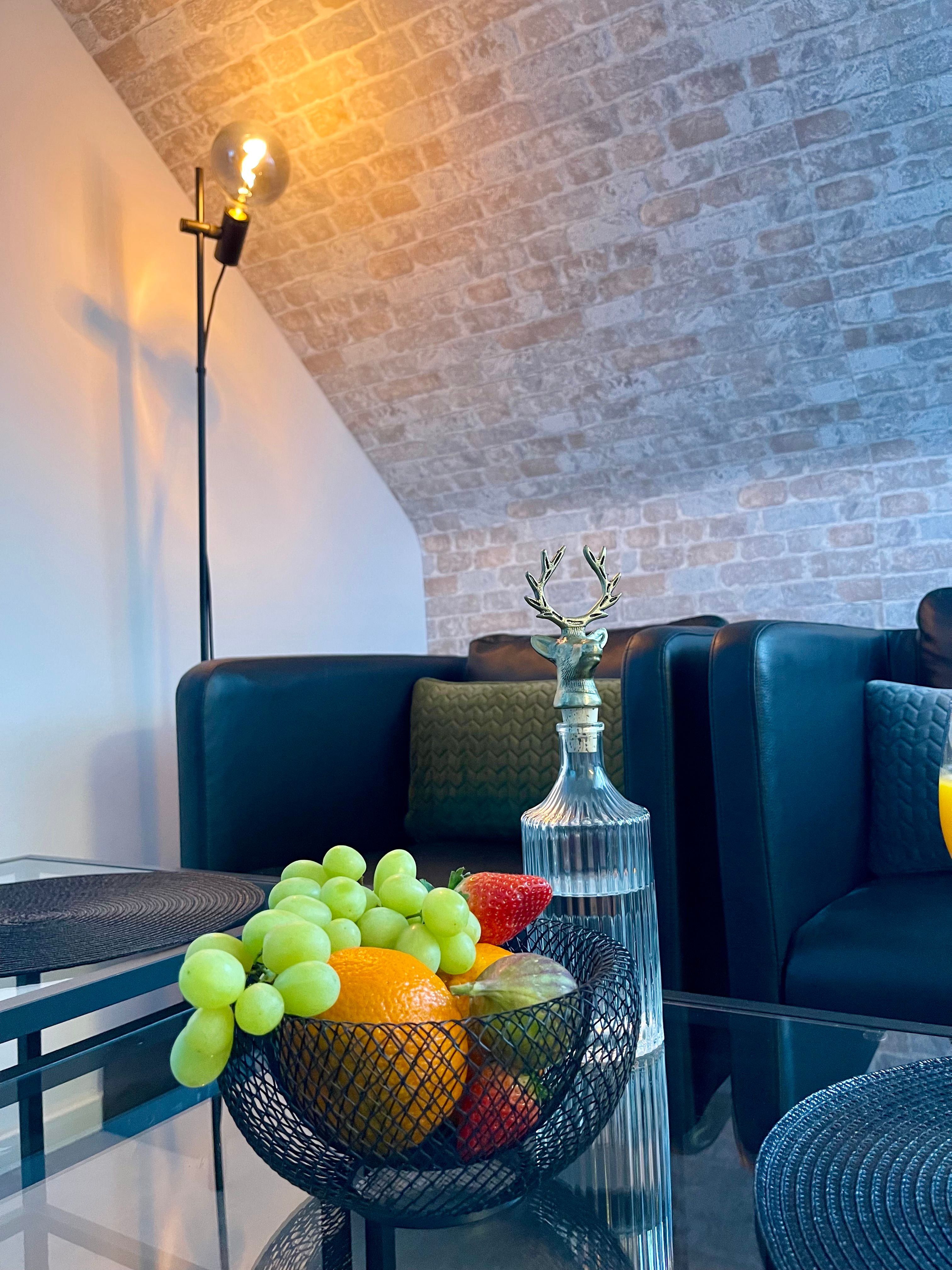 City Center. Mini Studio Apartment - 10