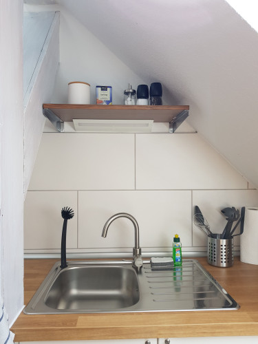 Cozy attic apartment near historic site - Gallery - 14