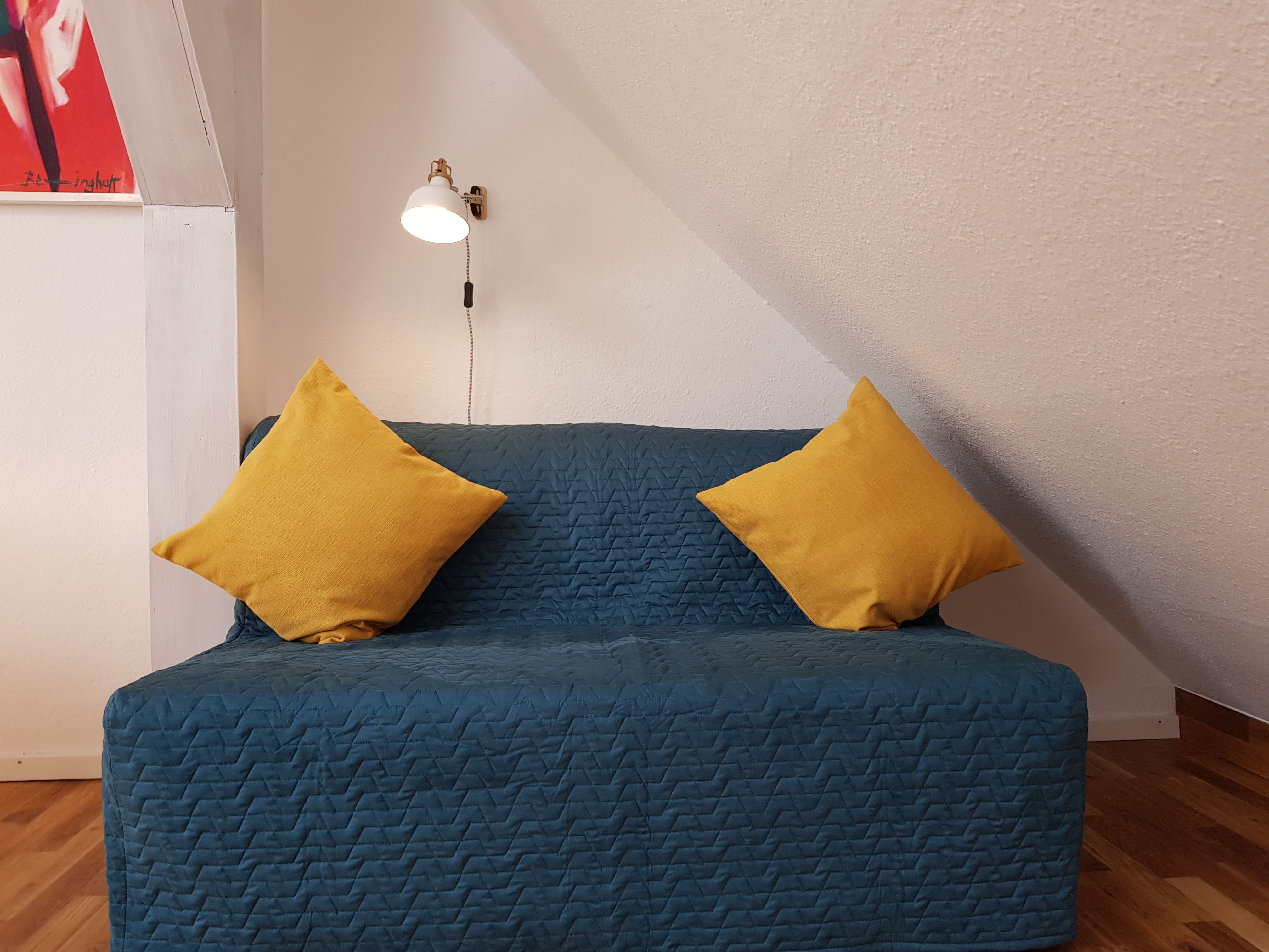 Cozy Attic Apartment Near Historic Site - Cozy attic apartment near historic site - Gallery - 9