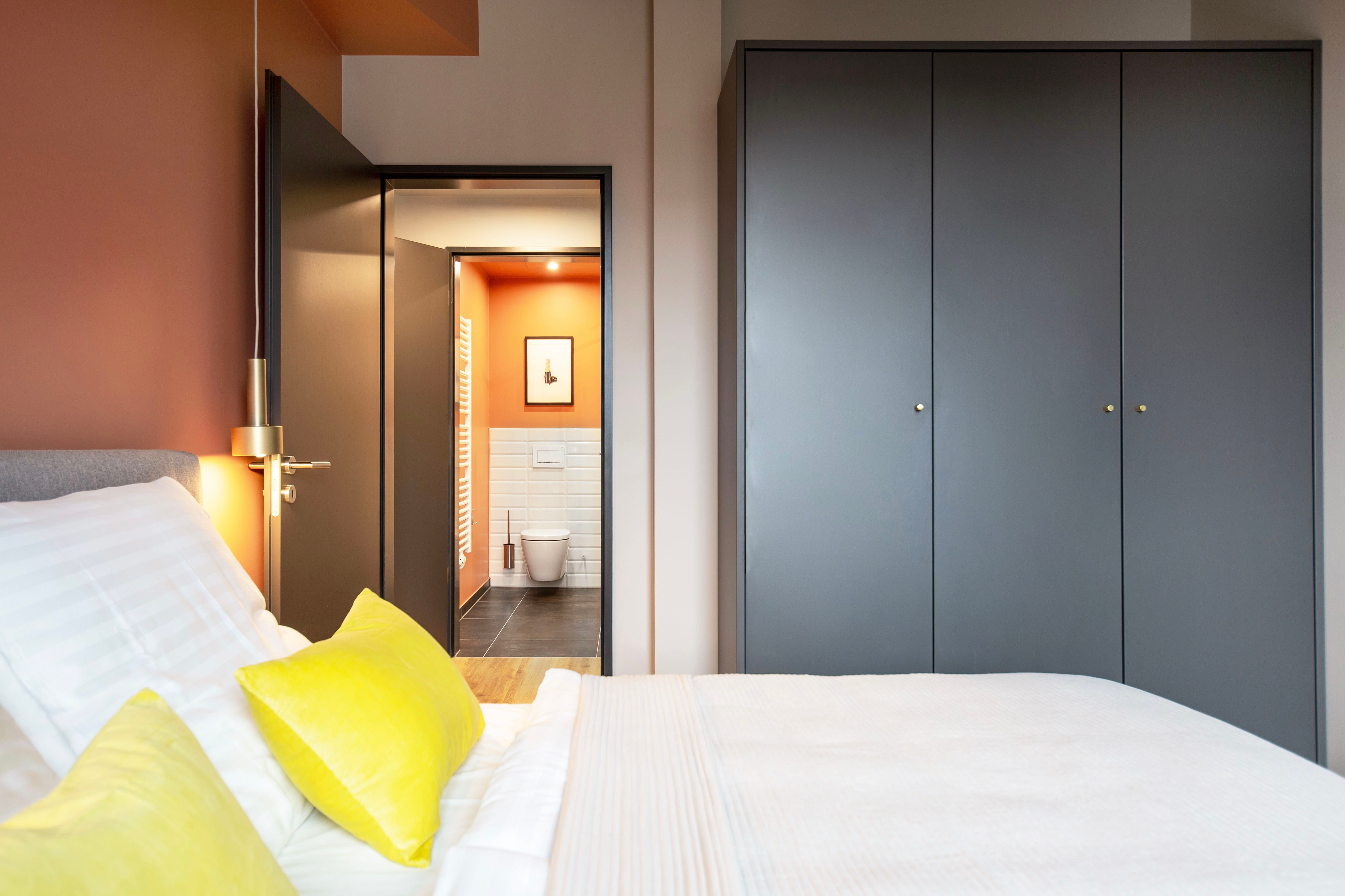 Exceptional One Bedroom Apartment In Leverkusen - 6