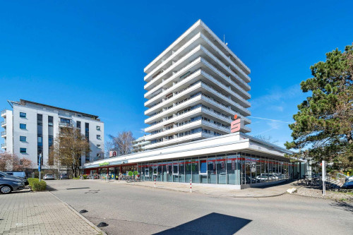 Modern, fully renovated apartment with fantastic lake views (11th floor), balcony and excellent infrastructure within walking distance!  - Gallery -  5