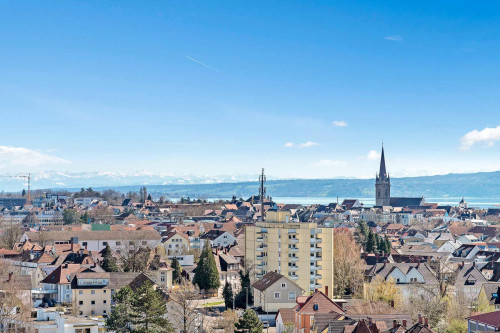 Modernes Apartment mit Seeblick (11. OG) und perfekter Infrastruktur in direkter Nachbarschaft
