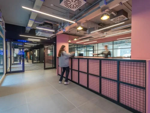 Yugo Laude Living Bologna