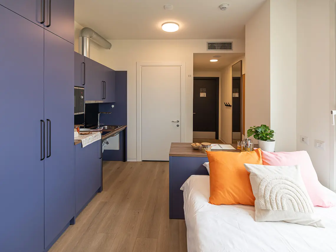  Accessible Studio Middle  -  Yugo Laude Living Bologna  - Gallery -  1