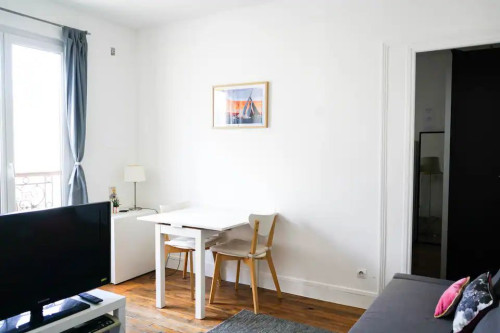 Fantastic apartment in vibrant neighbourhood