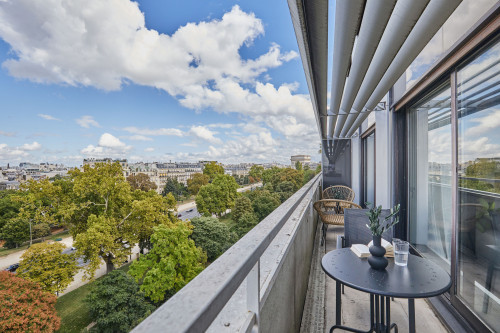 Rameo - 2 bedrooms with balcony in Trocadéro.