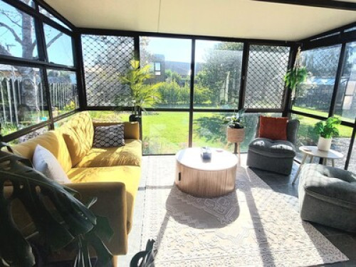 ENTIRE TINYHOUSE- Close to airport