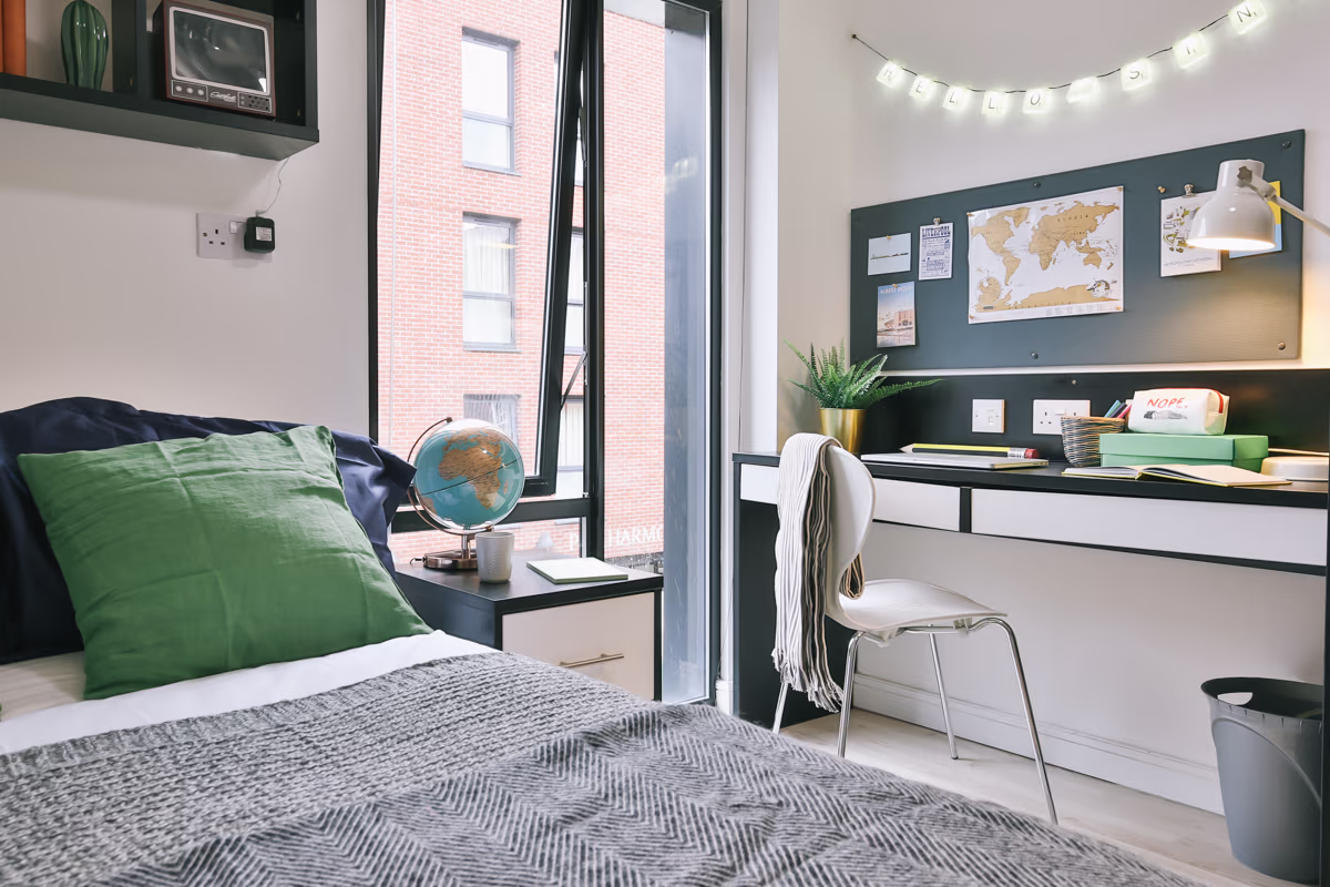  Classic Accessible Studio  -  Maple House  - Gallery -  2