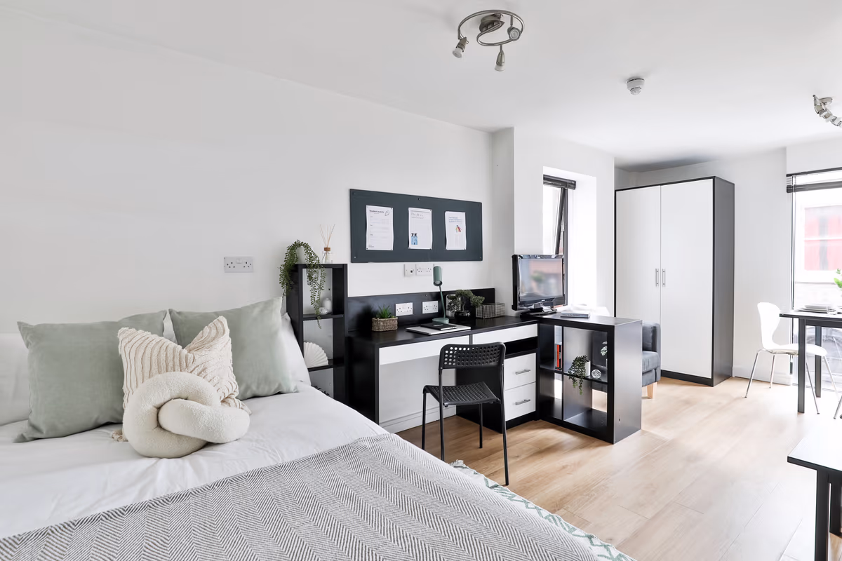  Classic Studio  -  Maple House  - Gallery -  1