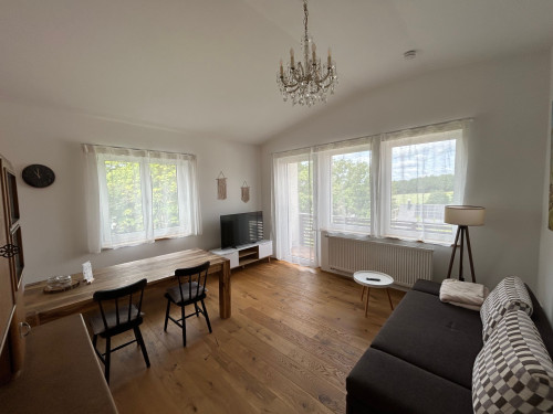 Modern 2-room apartment / fully furnished / max. 1 year