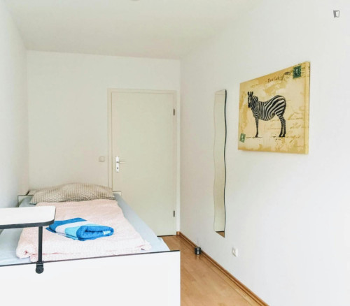 Cosy single bedroom near Markgrafenstraße station - Gallery - 2