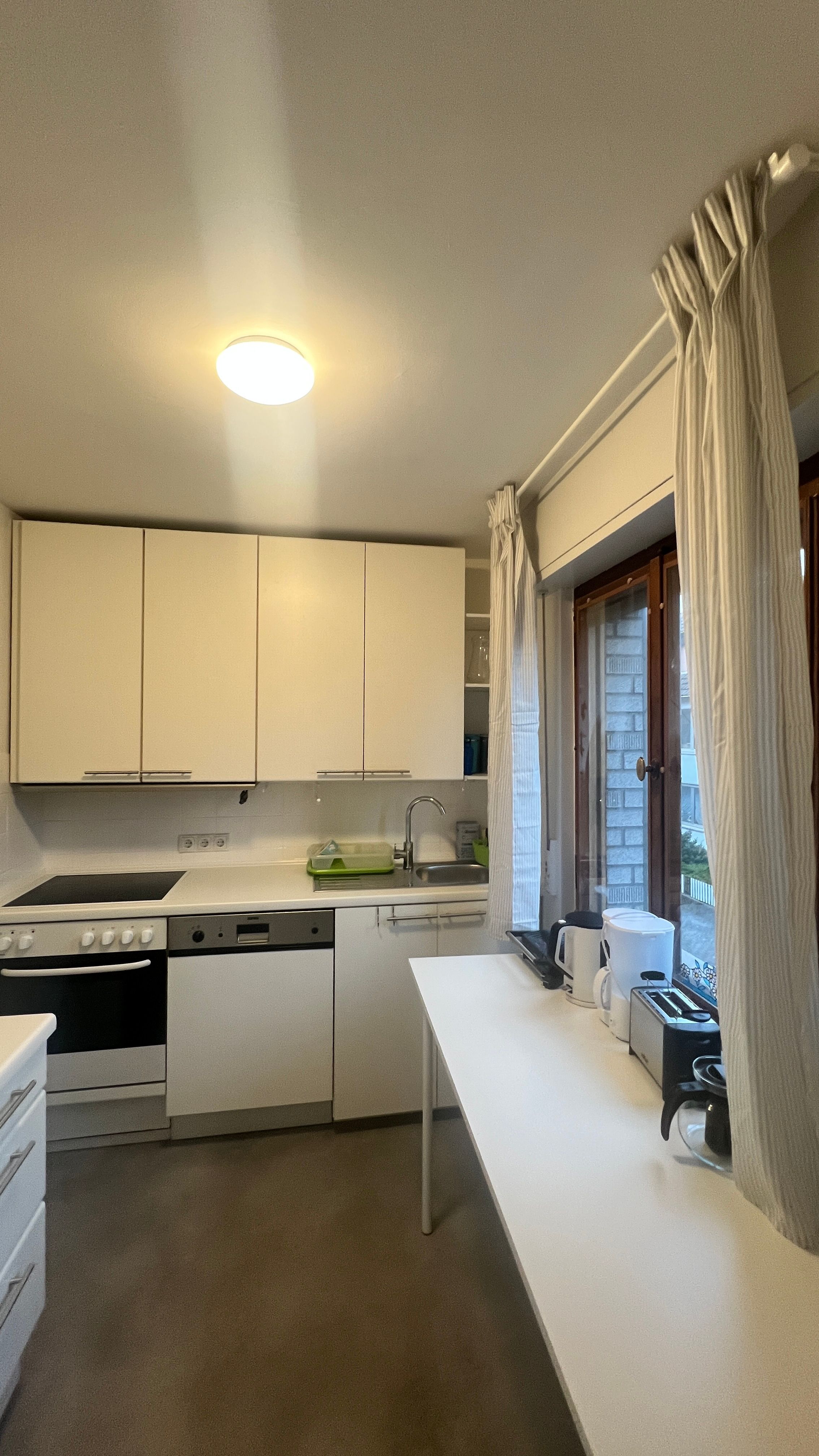 Charming And Lovely Suite In The Heart Of Town - 11