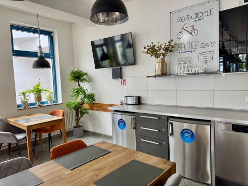 Cosy light-flooded Serviced Apartment in a great location
