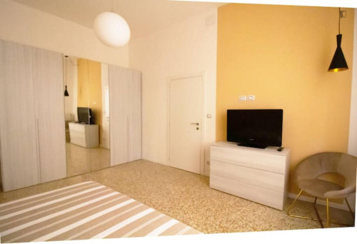 Modern One-Bedroom Apartment in Bologna - Gallery - 22