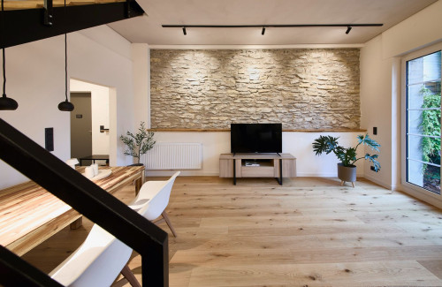 Beautiful Maisonette with Loft Character in Central Paderborn
