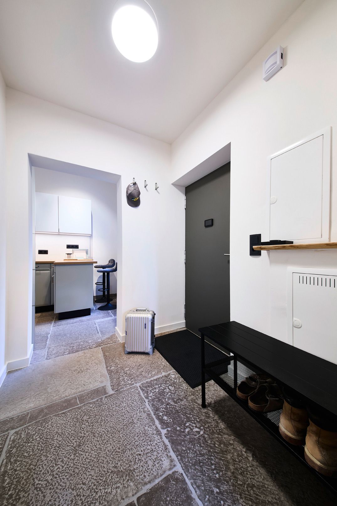 Beautiful Maisonette With Loft Character In Central Paderborn - 18