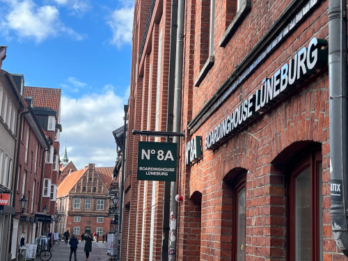 Apt. 8 Modern suite (Lüneburg). 35 min from Hamburg