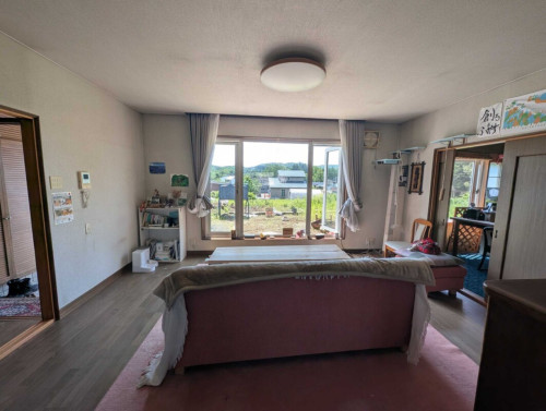 Eco-Friendly Coliving Studio in Nature-Lover's Paradise Surrounded By Mountains and Rivers