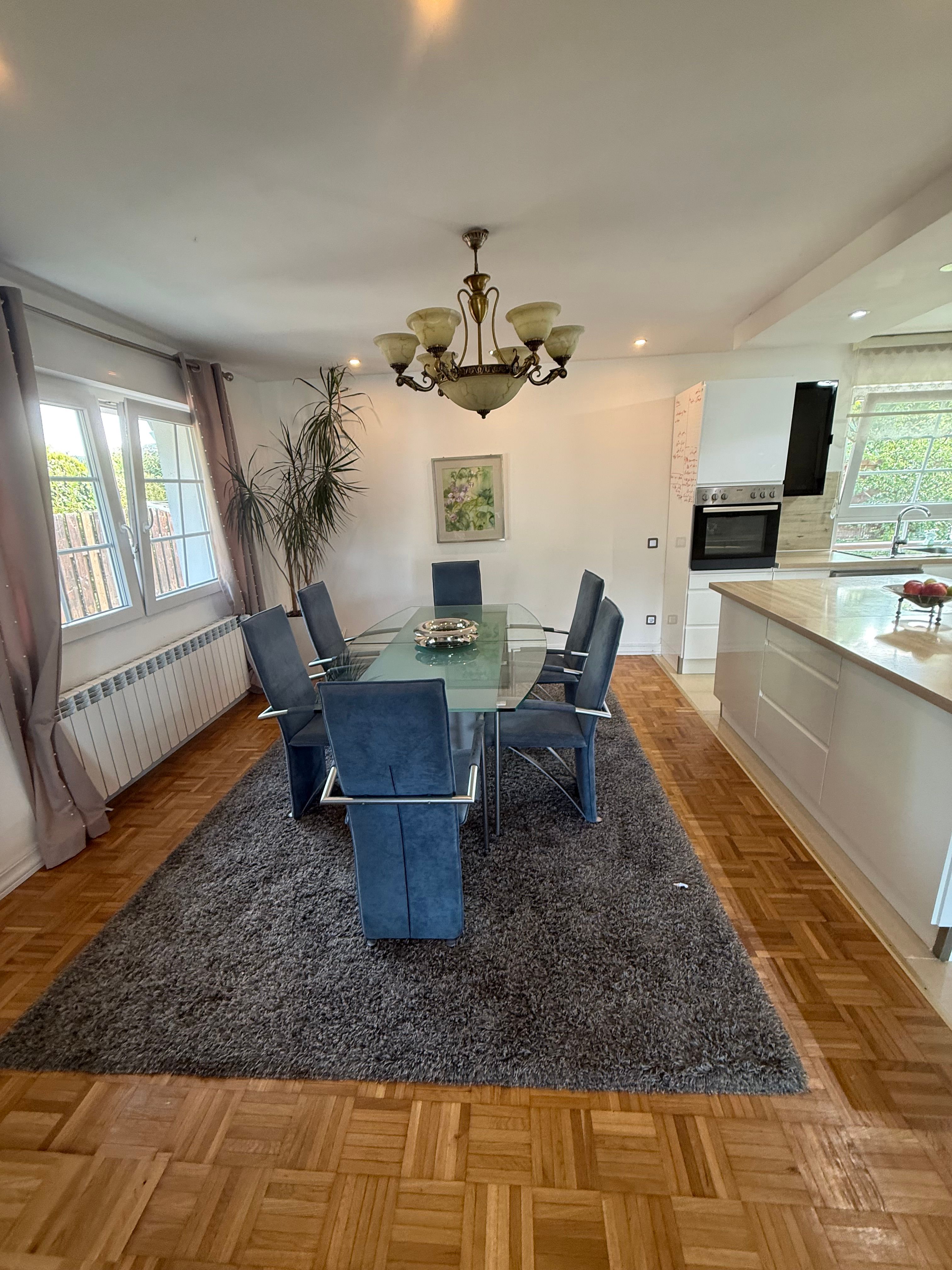 Charming Family Home With Garden And Balcony In A Quiet Residential Area - Charming Family Home with Garden and Balcony in a Quiet Residential Area - Gallery - 2