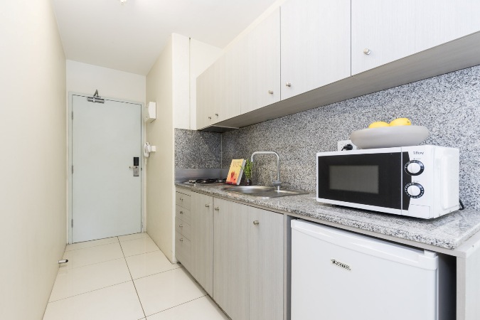 2 Bedroom Standard Apartment - Carlton Residence - Gallery - 4
