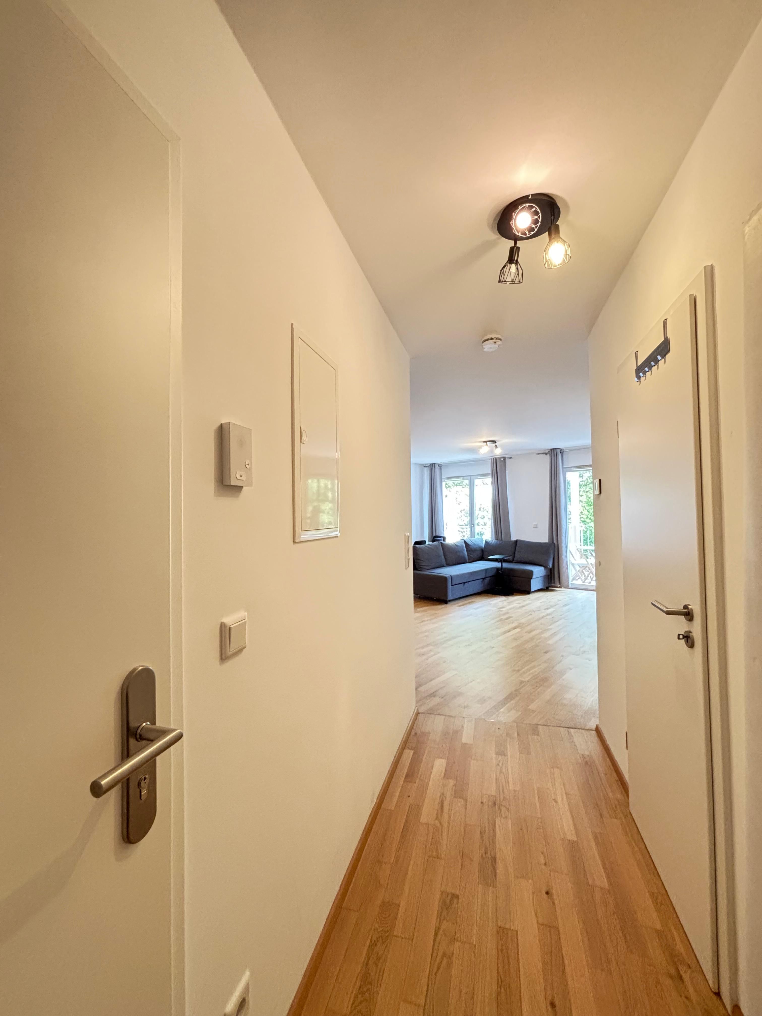  Lichtdurchflutete 3 Zimmer Wohnung Mit Balkon In Altstadt-Nähe  -  Lichtdurchflutete 3 Zimmer Wohnung mit Balkon in Altstadt-Nähe  - Gallery -  8