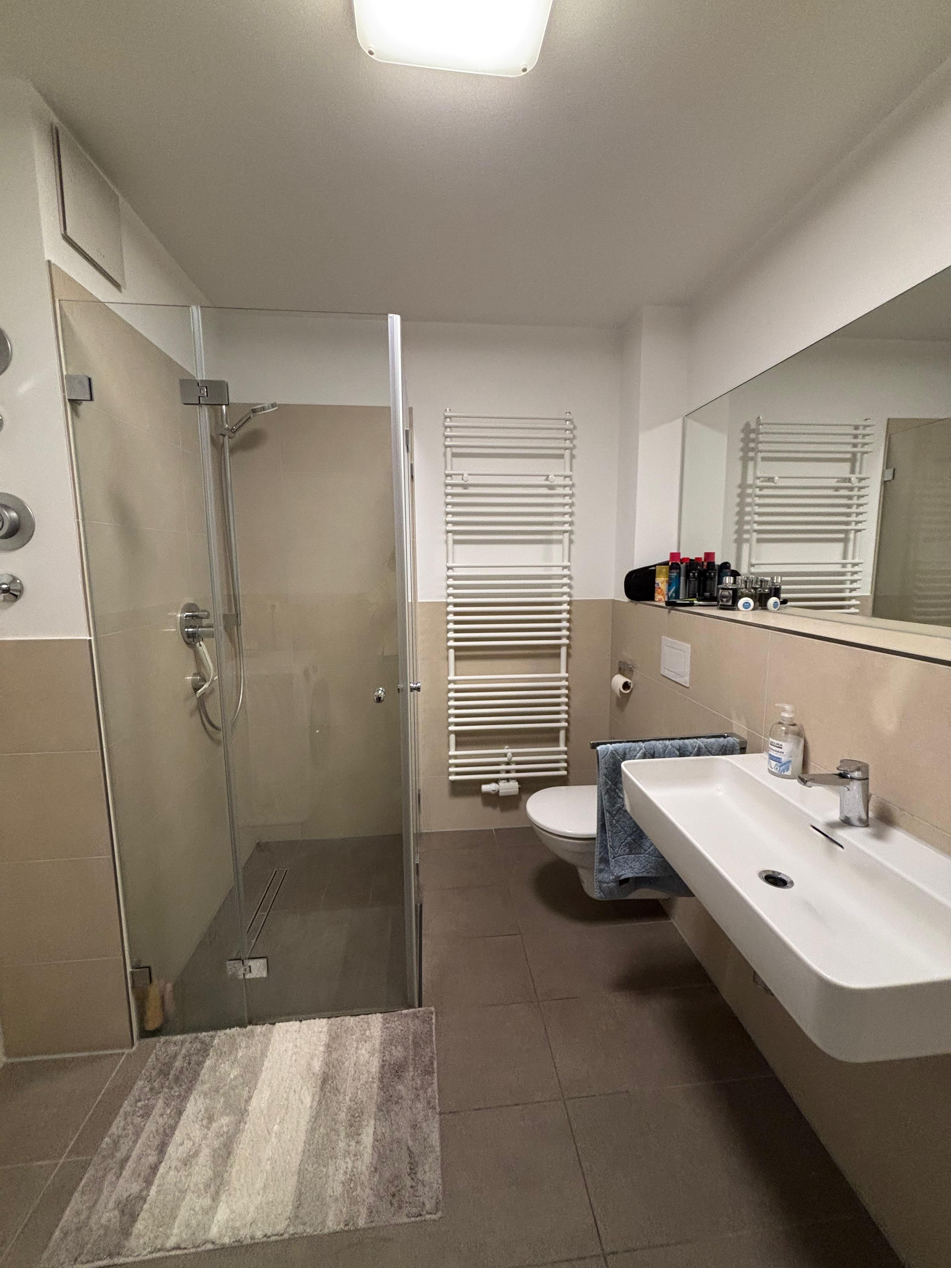  Lichtdurchflutete 3 Zimmer Wohnung Mit Balkon In Altstadt-Nähe  -  Lichtdurchflutete 3 Zimmer Wohnung mit Balkon in Altstadt-Nähe  - Gallery -  12