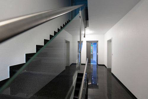 Top modern luxury apartment at the marina