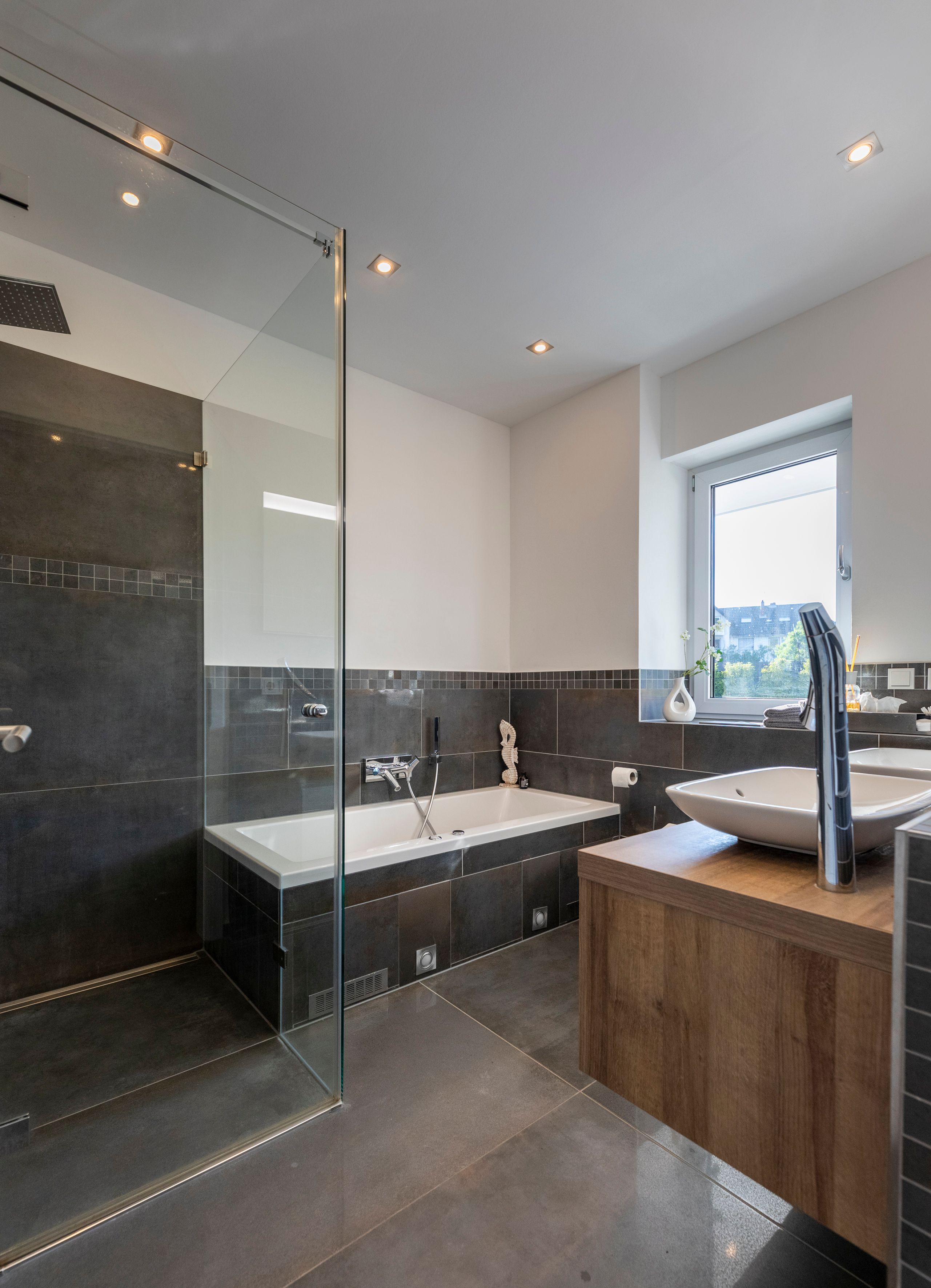 Top Modern Luxury Apartment At The Marina  -  Top modern luxury apartment at the marina  - Gallery -  16