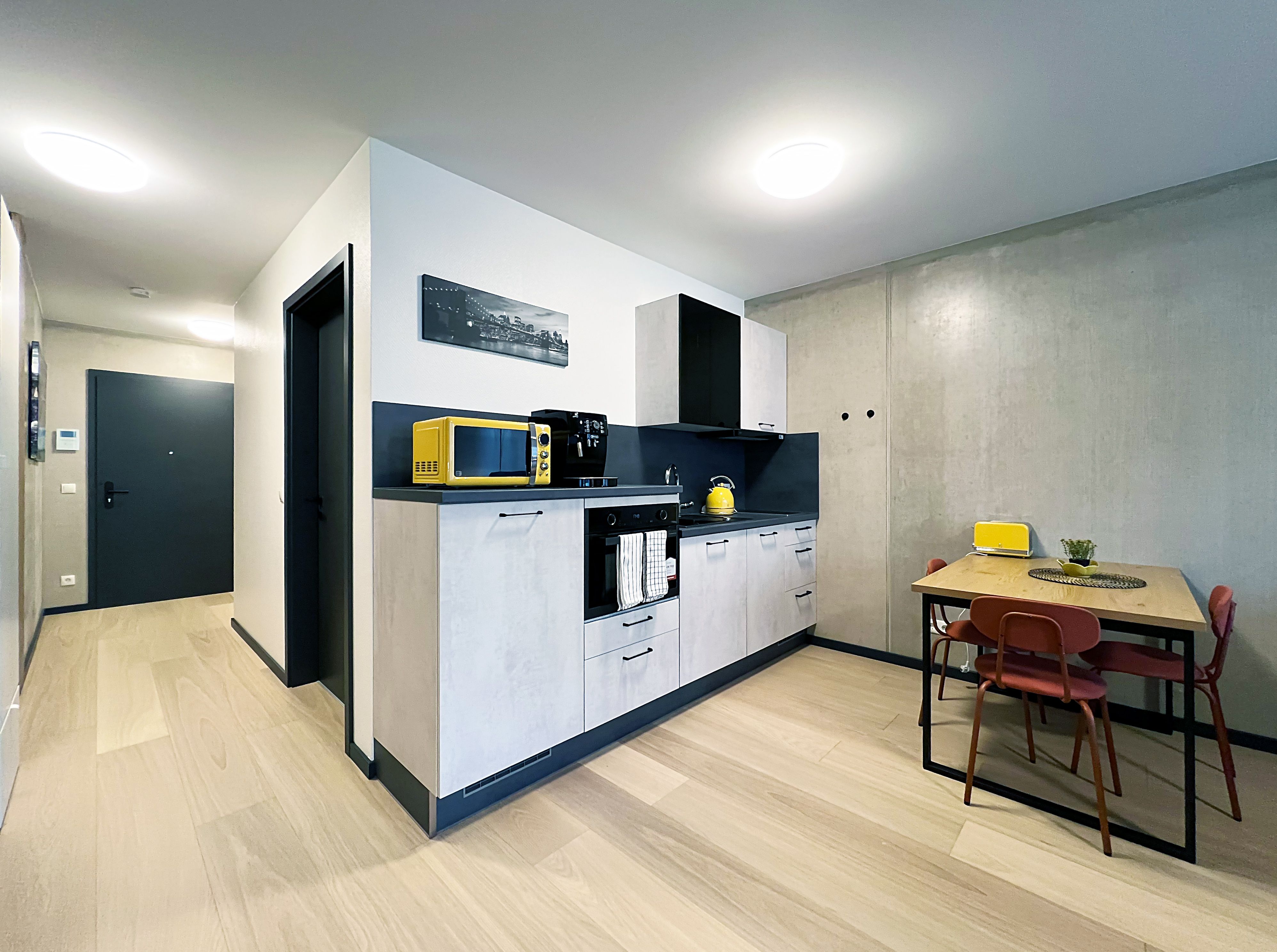 Design Apartment With Balcony, Workspace, Parking, And EV Charging Station - Design Apartment with Balcony, Workspace, Parking, and EV Charging Station - Gallery - 8