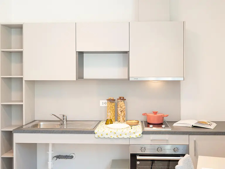  Accessible Classic Studio  -  Yugo Florentia Living Firenze  - Gallery -  11