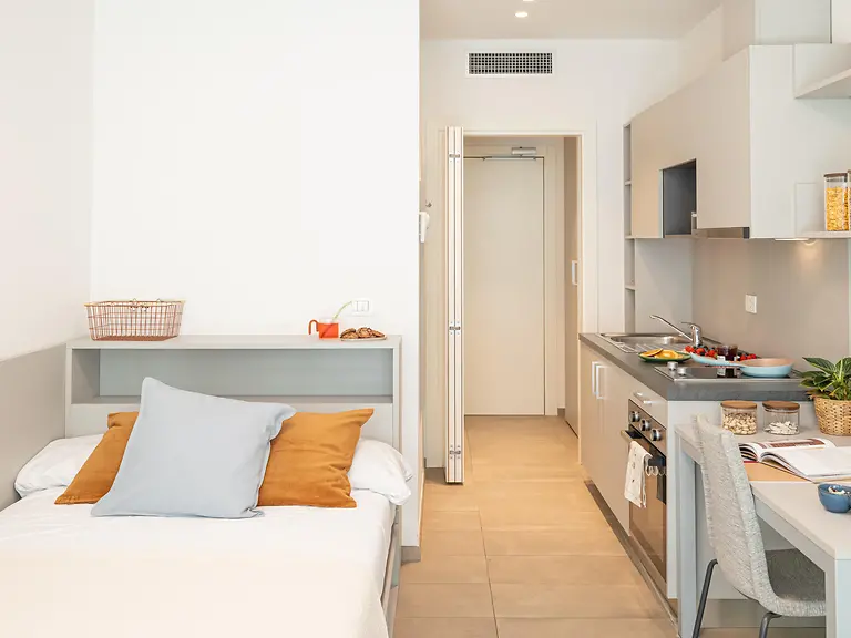  Deluxe Studio With Balcony  -  Yugo Florentia Living Firenze  - Gallery -  3