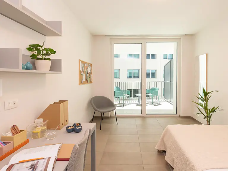 Deluxe Studio With Balcony - Yugo Florentia Living Firenze - Gallery - 9