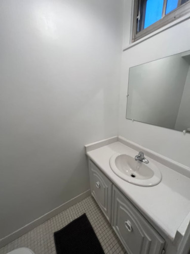 Flex Room - Carlton St & Homewood Ave  - Gallery -  4