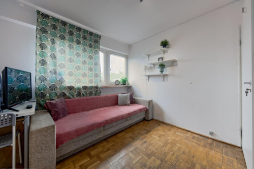Spacious single bedroom near Młociny metro