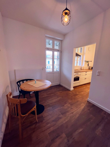 Charming, bright studio in Offenburg