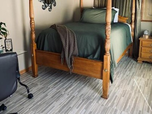 The Cottage Room 