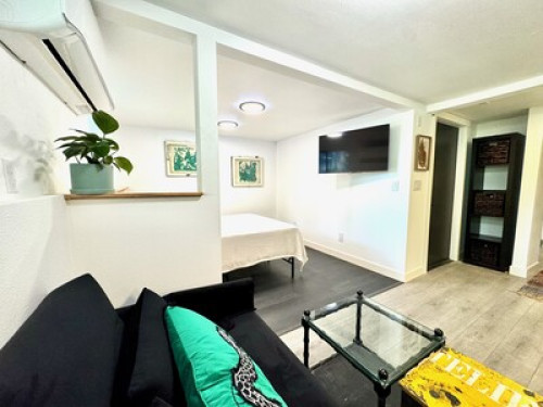 Forest Nook: Private Apartment